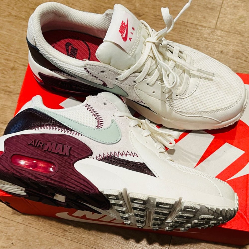 Nike Air Max White/Mint/Purple Sneaker Shoes-Women Size 5.5